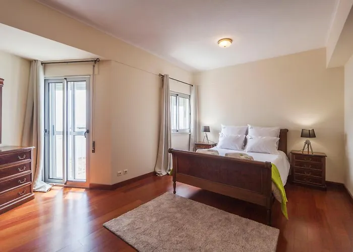 Deluxe Marina * Ponta Delgada